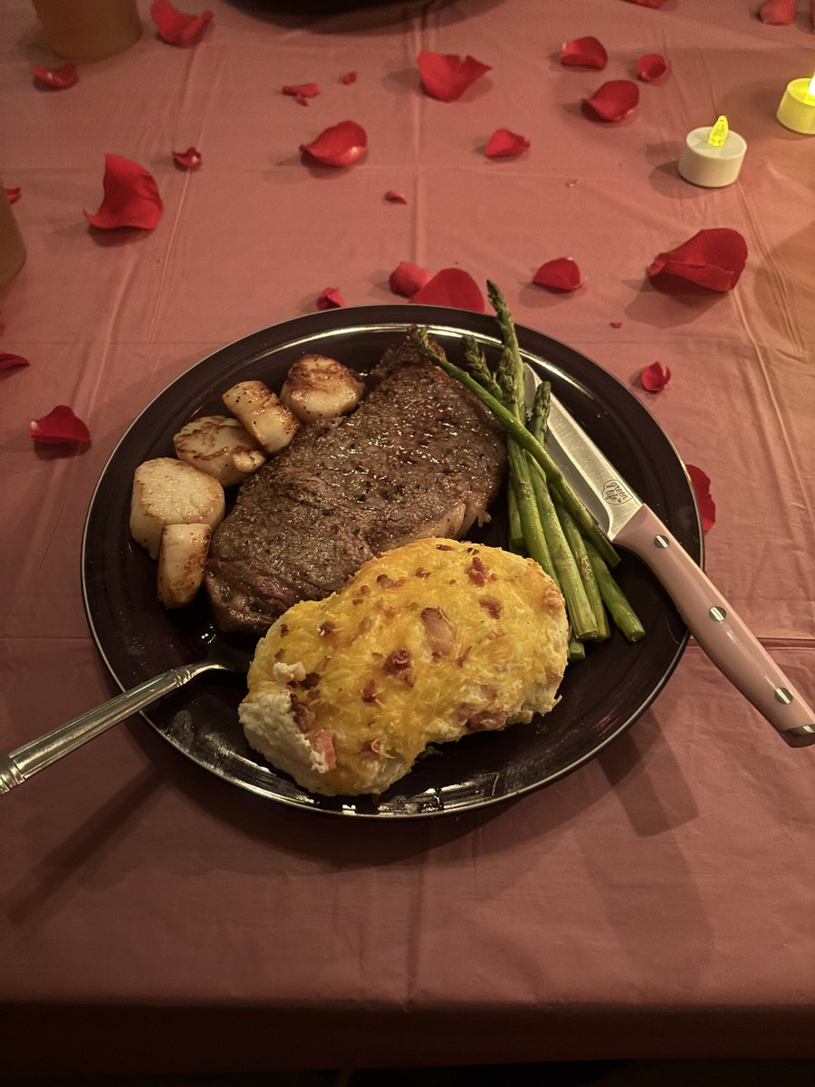 Happy Valentines Day My Love <a href="/emarrocha/">emily arrocha</a> 🥰