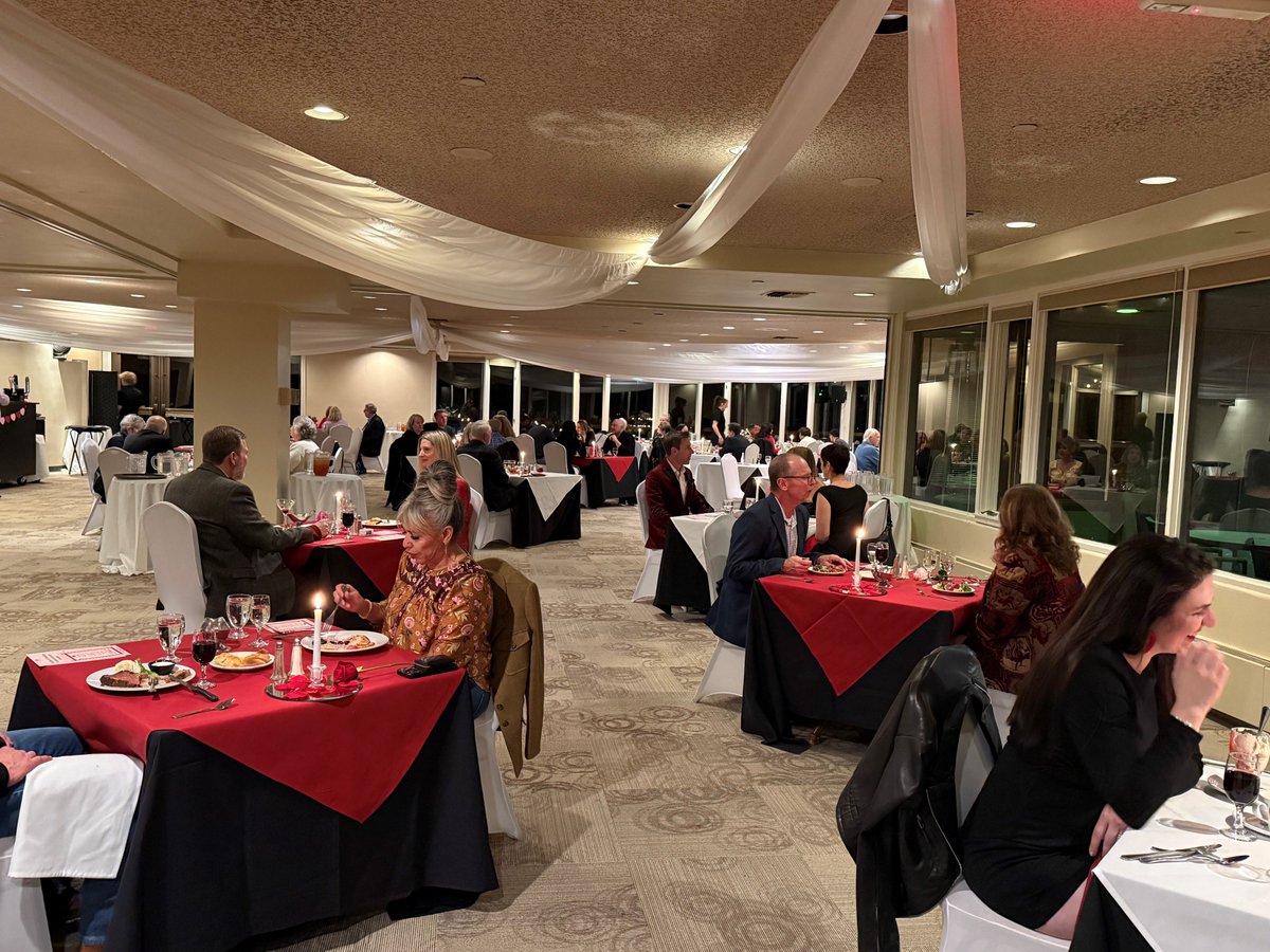 Tanoan_CC's tweet photo. Happy Valentine’s Day to everyone from our team here at #TanoanCC. Another fantastic Member Dinner is now in the books! https://t.co/LBuIatNYky