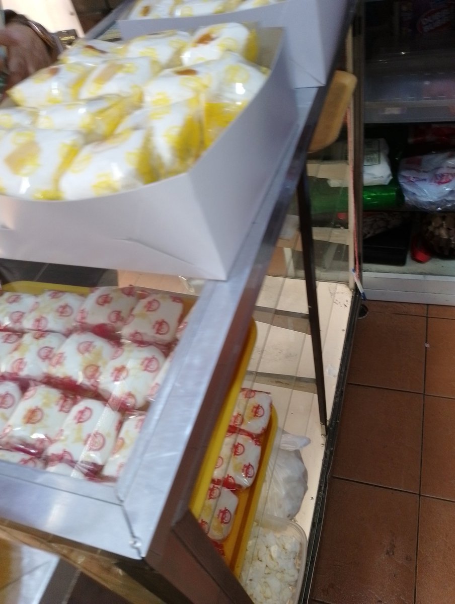 frostyflamee's tweet photo. For tomorrow's gathering, don't hesitate to ask me to give these desserts. Its free. 🫶☺️

#AHOF_JL https://t.co/7LgCpPY2A8