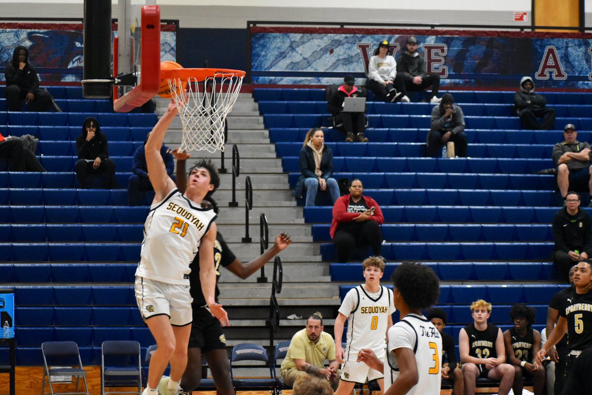 FINAL 
Sequoyah - 75
Riverwood - 74

The Chiefs knock off the Raiders to win the Region 6-5A championship.

JR Leonard (R) - 39 pts
Brendan Tousignaut (S) - 28 pts