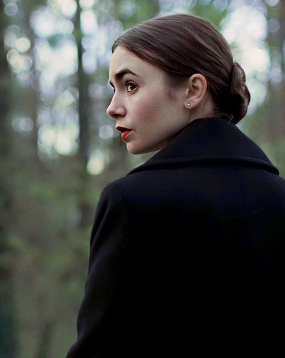 LittleZoeyCrow's tweet image. “Everyone has fears … Shhh nobody tells and mostly everyone has secrets . Works at Wayne enterprises 
works at Arkham Asylum for Jonathan Crane

Adopted daughter to Bruce Wayne

father Jonathan Crane

|OC|RP

DC|RP

Parody 

No ships

S|V No lewd