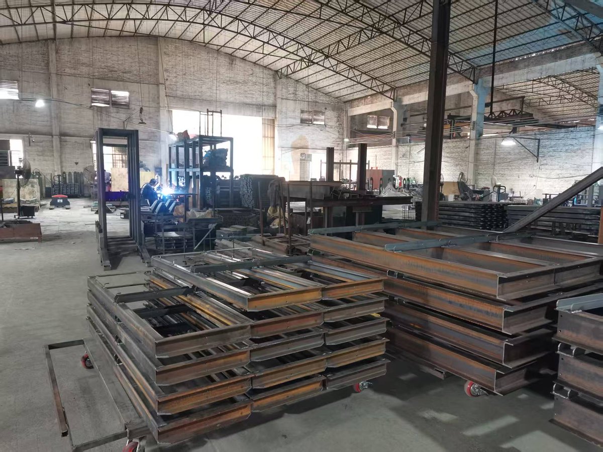 matta_yang's tweet image. Stacker Manual Hydraulic Equipment.
High-strength welding, rock-solid load capacity! Crafted with precision, every detail is built to last, making your tasks easier and safer!
#ManualLifter #ProfessionalWelding #EfficientTools #DurableDesign #stackerequipment