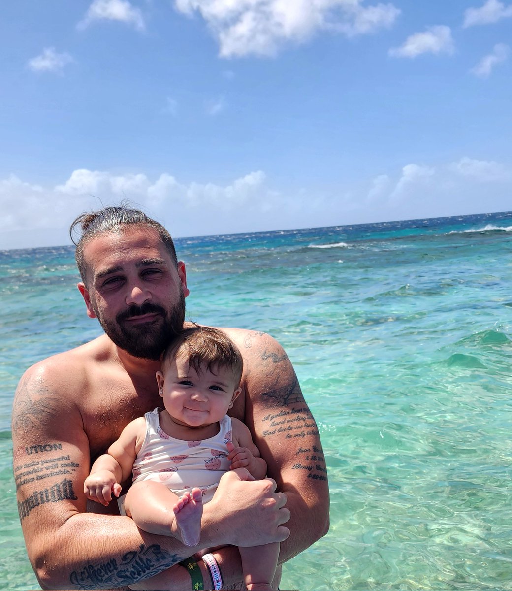 Babies get you jacked, highly recommend 😭