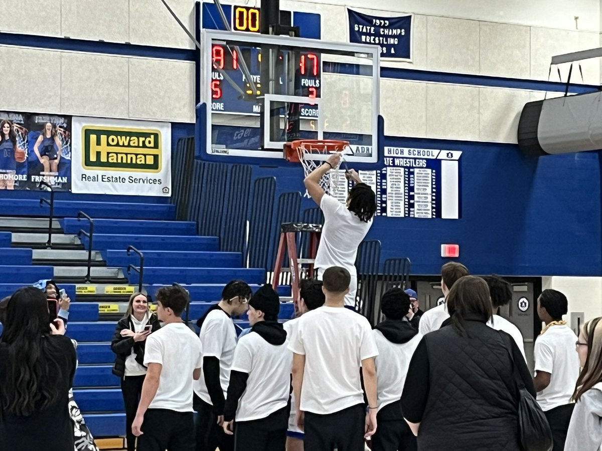 Sarah Schuler (@mrsschuleraps) on Twitter photo The JV and Varsity <a href="/MaplesBoysbball/">Maples Boys Basketball</a> teams took down Pinckney tonight. With the win, the varsity boys claimed the outright SEC White title!! It was also senior night which tugged at this teacher’s heart a little bit! These were my 8th graders after Covid! #GoMaples <a href="/maples_adrian/">Adrian Maples Athletics</a> The JV and Varsity <a href="/MaplesBoysbball/">Maples Boys Basketball</a> teams took down Pinckney tonight. With the win, the varsity boys claimed the outright SEC White title!! It was also senior night which tugged at this teacher’s heart a little bit! These were my 8th graders after Covid! #GoMaples <a href="/maples_adrian/">Adrian Maples Athletics</a>