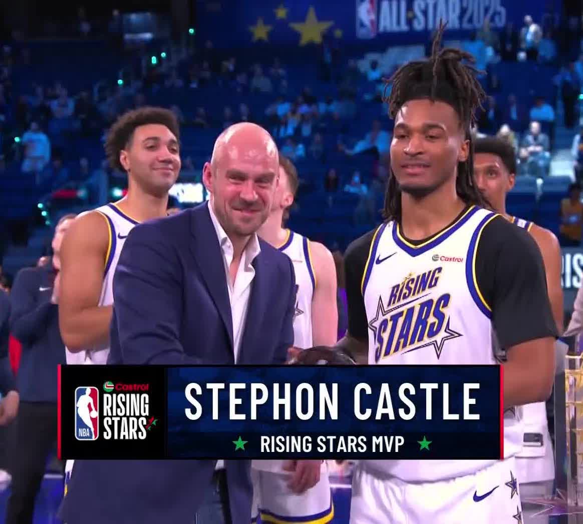 BleacherReport's tweet photo. Stephon Castle wins the Castrol Rising Stars MVP 🏆👏 https://t.co/Ww6TsR2tlv