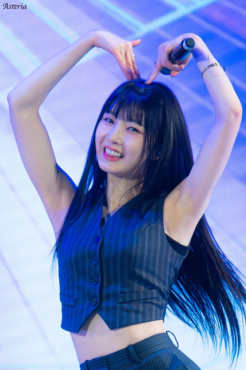 250215 롯데월드 HQs

해피 발렌타인데이 💝

#라잇썸 #LIGHTSUM #주현 #JUHYEON