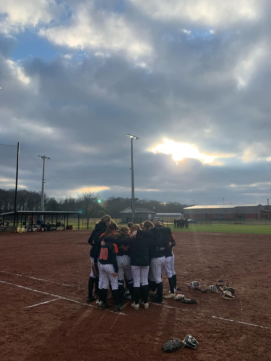 The JH team started the season off the past two days going 2-2 over Thursday and Friday with wins over Colbert County and <a href="/Hatton_Softball/">Hatton Softball</a> while dropping two to Muscle Shoals and @CHS_Softball__. 
The JH girls are back in action tomorrow!