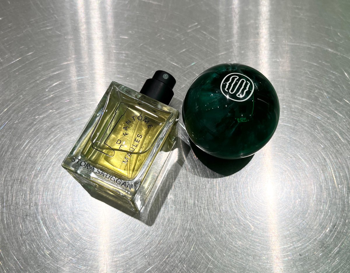 ノーズショップ ストラスクガン ファントムドゥムール 謎の存在 香水