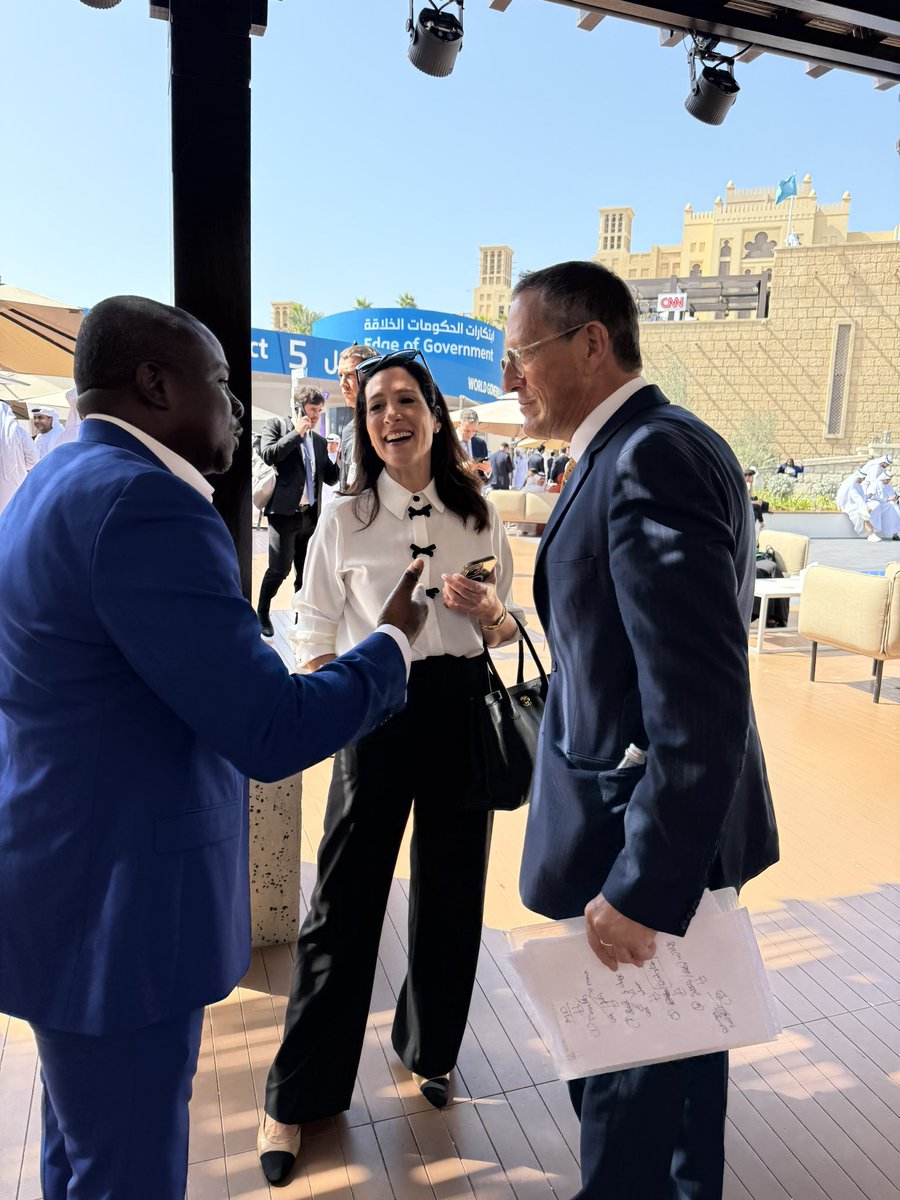 *AYV CEO at the World Governments Summit in Dubai*
…interacts with CNN’s Richard Quest and top media stakeholders across the world

On the sidelines of the World Governments Summit 2025, held in the United Arab Emirates (UAE), with the participation of leaders and officials from