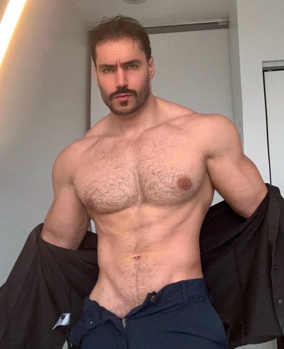 POLIXEM's tweet image. Your Valentine 💘