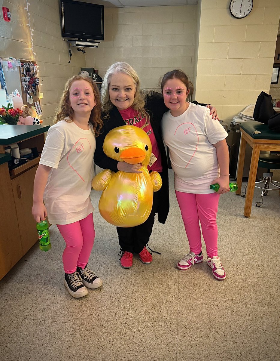 Alma_AthleticTrainer (@alma_athtrainer) on Twitter photo Y’all I love these two!! They got me a Duck Jeep for Valentines Day ! They are 2 of the most beautiful and inside out girls who are so fun & they cheer for the their big brothers more than anyone at every game for <a href="/Alma_boysbball/">Alma Basketball🏀</a> ! I am blessed by them ! Love y’all Pay& Willow Y’all I love these two!! They got me a Duck Jeep for Valentines Day ! They are 2 of the most beautiful and inside out girls who are so fun & they cheer for the their big brothers more than anyone at every game for <a href="/Alma_boysbball/">Alma Basketball🏀</a> ! I am blessed by them ! Love y’all Pay& Willow