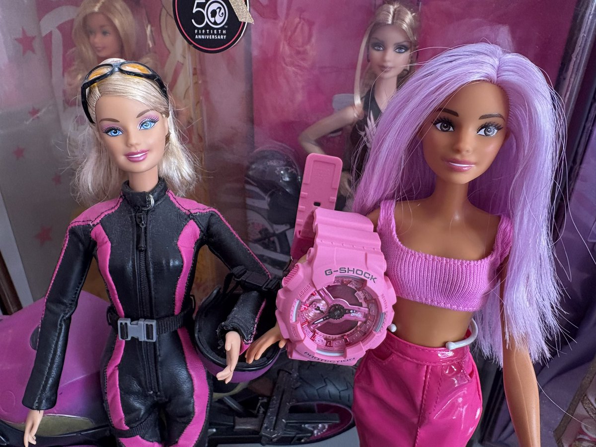 barbiegion's tweet photo. 時計しぃひんしな…
春になったらBarbie×G-SHOCK 
して出かけよう🩷
#Barbie #CASIO https://t.co/07ZFdBcjgQ