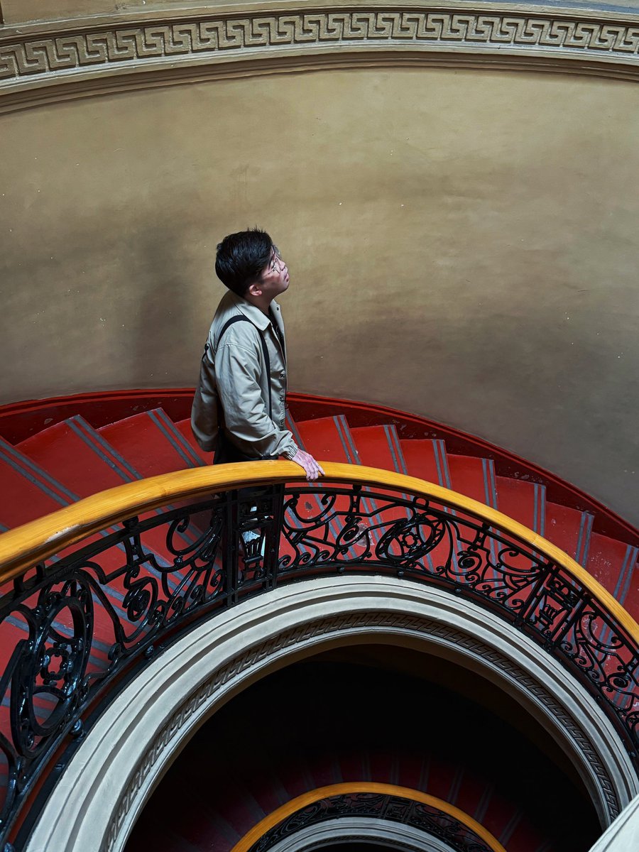 itskiksx's tweet photo. A bucket list ticked,
#museumdate
Na-curious ❌
Nag-photoshoot ✅ https://t.co/Ie0B3Stpbr