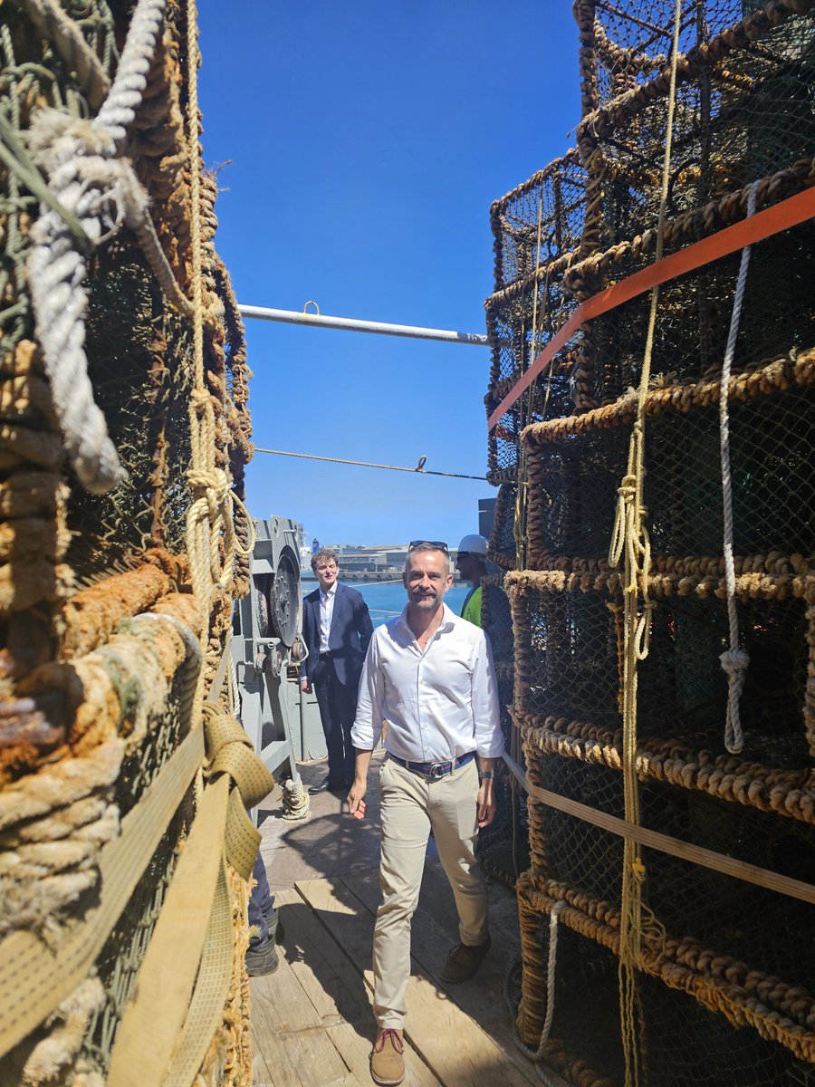 Harriet Mathews (@harrietlmathews) on Twitter photo Fantastic to be in #CapeTown 🇿🇦. Made important delivery to MFV Edinburgh for #TristanDaCunha. Great to meet some of the crew and passengers sailing to the island <a href="/adampileUK/">AdamPileUK🇬🇧</a> Fantastic to be in #CapeTown 🇿🇦. Made important delivery to MFV Edinburgh for #TristanDaCunha. Great to meet some of the crew and passengers sailing to the island <a href="/adampileUK/">AdamPileUK🇬🇧</a>