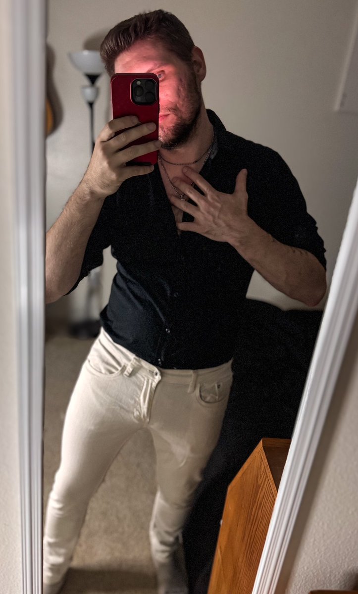 What did you do for Valentine’s Day? 😏

#vday #malecontent #teaser #onlyfans #pnw #contentcreator