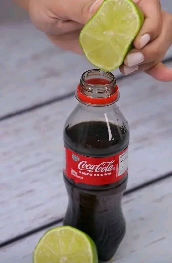 Je, Coca-Cola na Limao inaongeza Nguvu za Kiume? – Ukweli wa Kisayansi

Ningeongea kama mtaalamu wa afya lakini unfortunately, I have never been in medical school.

So, it comes from the mediocrity point of view.

Soma Thread Umalize: ⤵️