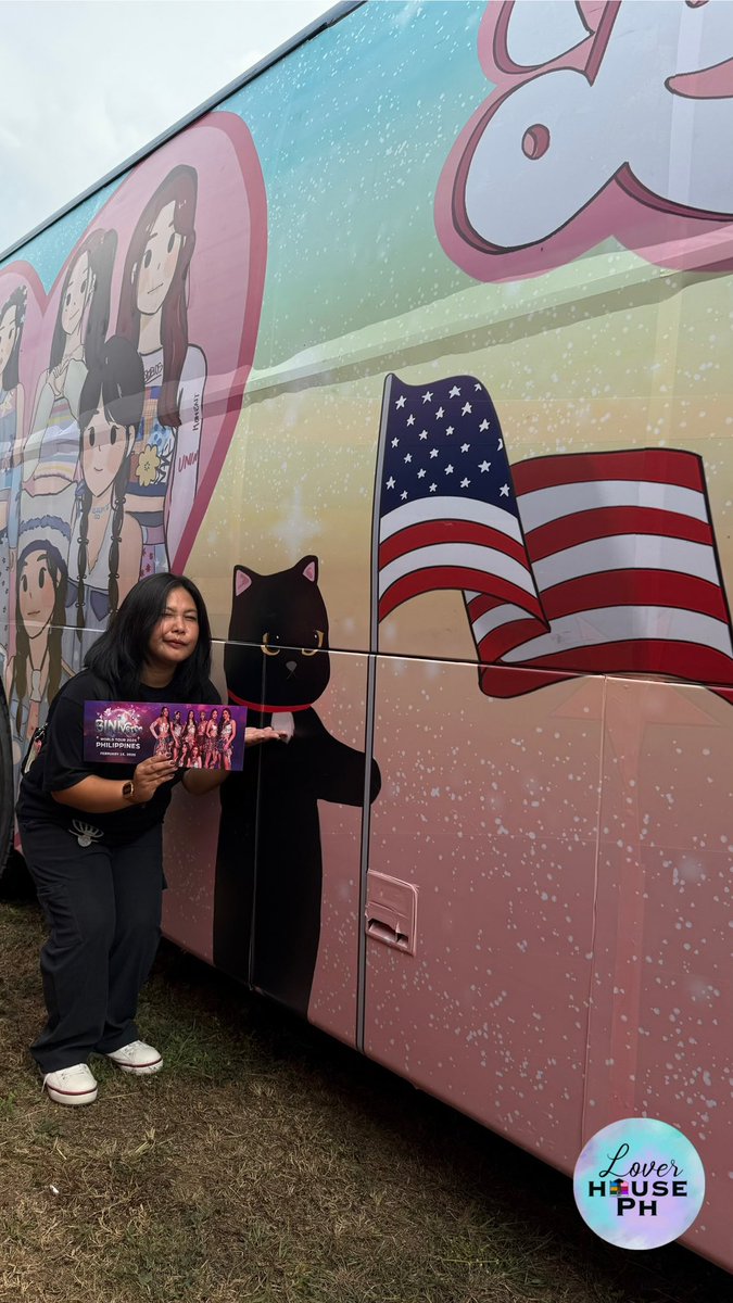 We finally saw the USbus!! 
Thank you <a href="/TeamBloom_USA/">TEAM BLOOM USA</a> for providing transport to BLOOMs!!! Much appreciated.

BINI SA PHILIPPINE ARENA

#BINIWT2025 #BINIverseWorldTour2025PH 
#BINIverse #BINI
#USBlooms #USB

<a href="/BINI_ph/">BINI_PH</a>