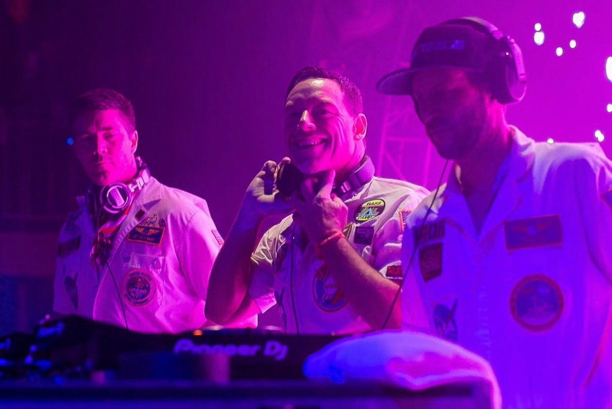 Dancetronauts tweet media