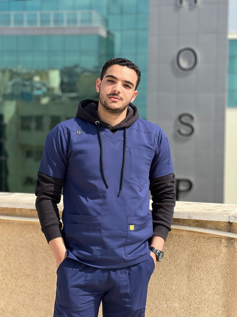 eslamfayedd10's tweet photo. الحمد لله 🖤 https://t.co/BZVJ2Rq2GG