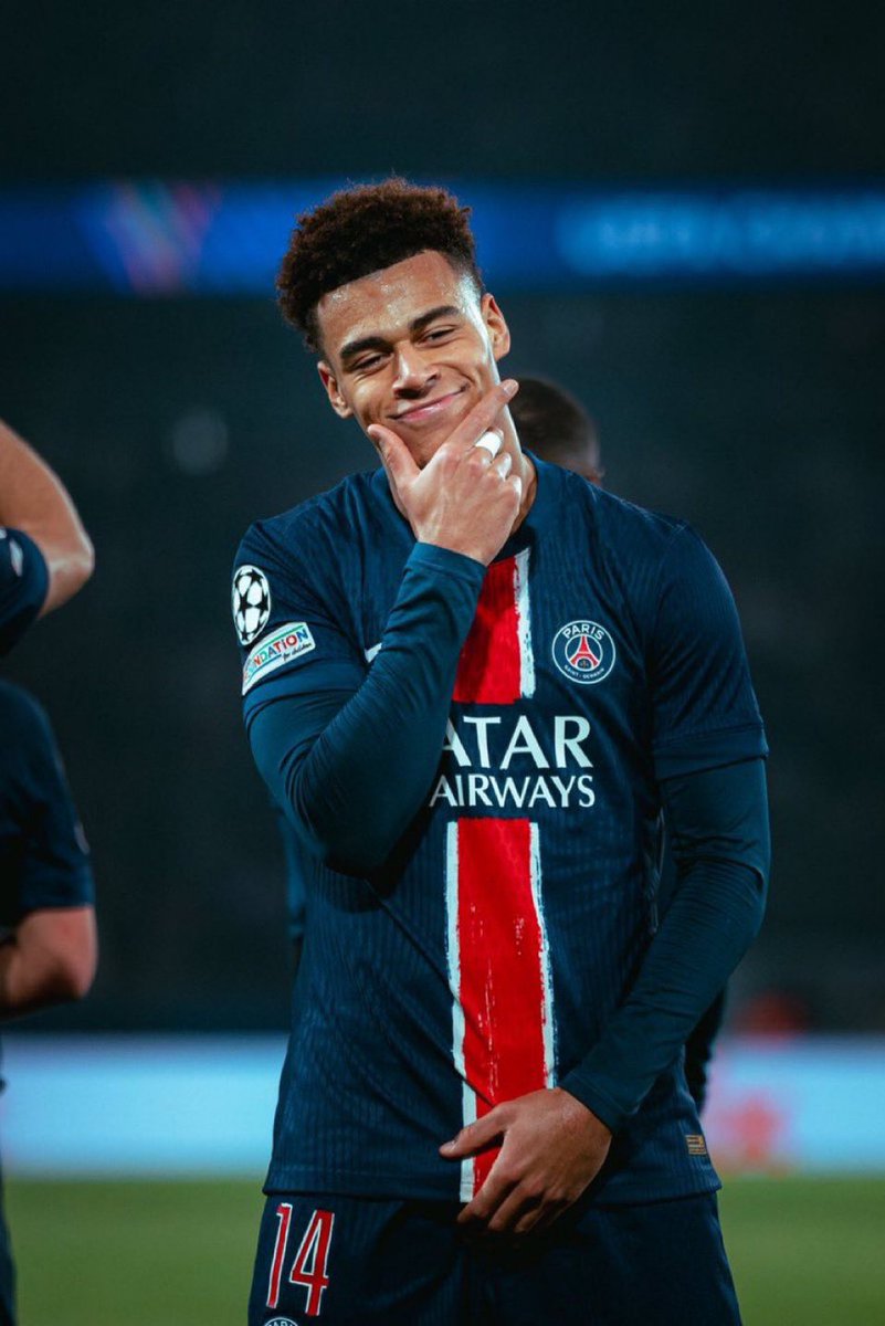 DOUE_FR's tweet image. On a un Golden Boy à aller chercher ! ❤️💙

#PSGLOSC