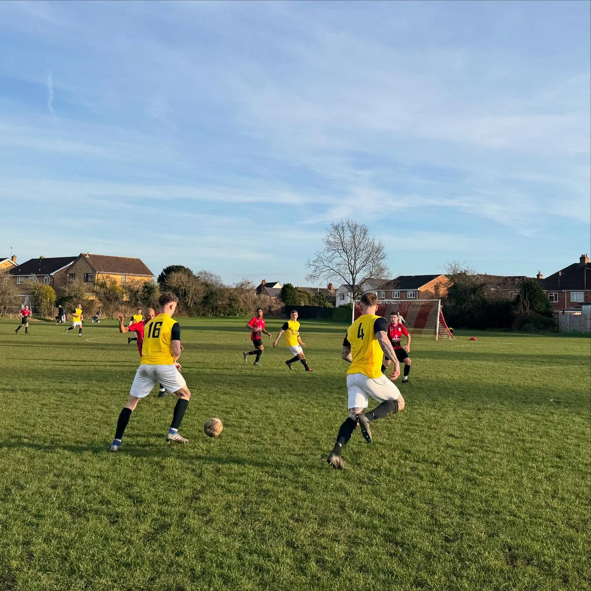 TewkesburyTown's tweet image. Todays Results

Longlevens Res 2-7 TTFC 1sts

Four-midable @AlexRoder3 takes MOM with a haul of goals ⚽️⚽️⚽️⚽️ which saw us take home an important 3 points on the road against Levens who sit 4th in the league

Jamie Goodwin, Scott Jordan and Shea Danter also on the scoresheet