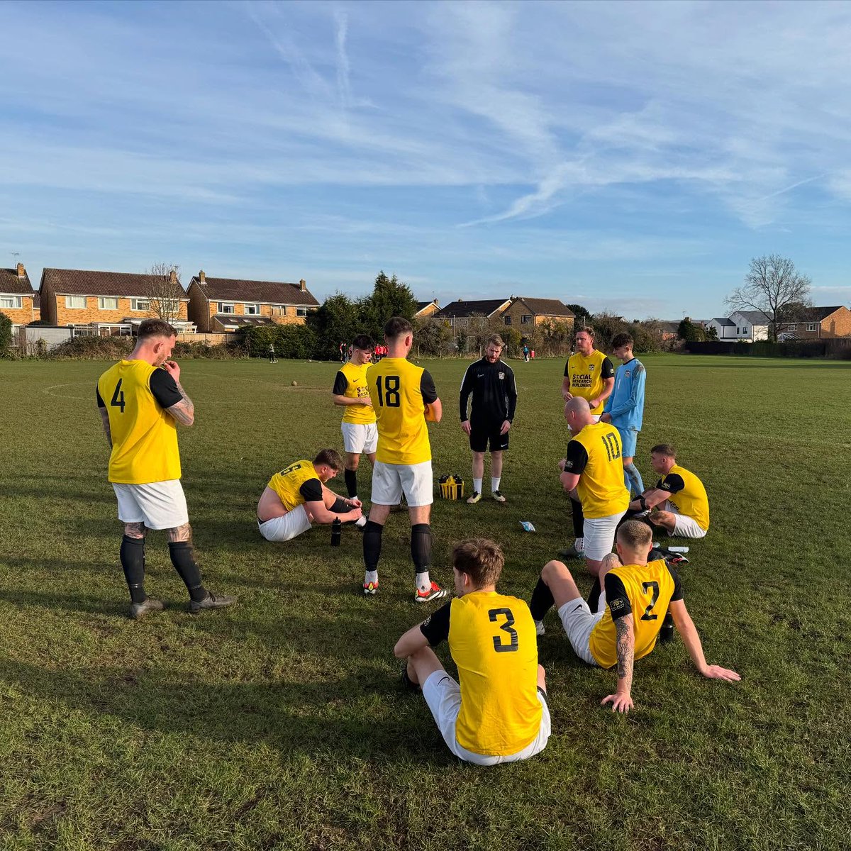 TewkesburyTown's tweet image. Todays Results

Longlevens Res 2-7 TTFC 1sts

Four-midable @AlexRoder3 takes MOM with a haul of goals ⚽️⚽️⚽️⚽️ which saw us take home an important 3 points on the road against Levens who sit 4th in the league

Jamie Goodwin, Scott Jordan and Shea Danter also on the scoresheet