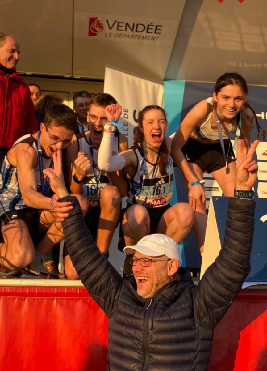 SCO Angers Athlé (@scoangersathle) on Twitter photo Vice-Champion 🇫🇷 de cross relais U18U20 La réussite collective d’un projet sportif avec 3 jeunes issus de la formation Sco Angers Athlé Félicitations aux athlètes et merci à l’équipe des entraîneurs #Angers #SportAngers <a href="/LaDalleAngevOFF/">La Dalle Angevine</a> Vice-Champion 🇫🇷 de cross relais U18U20 La réussite collective d’un projet sportif avec 3 jeunes issus de la formation Sco Angers Athlé Félicitations aux athlètes et merci à l’équipe des entraîneurs #Angers #SportAngers <a href="/LaDalleAngevOFF/">La Dalle Angevine</a>