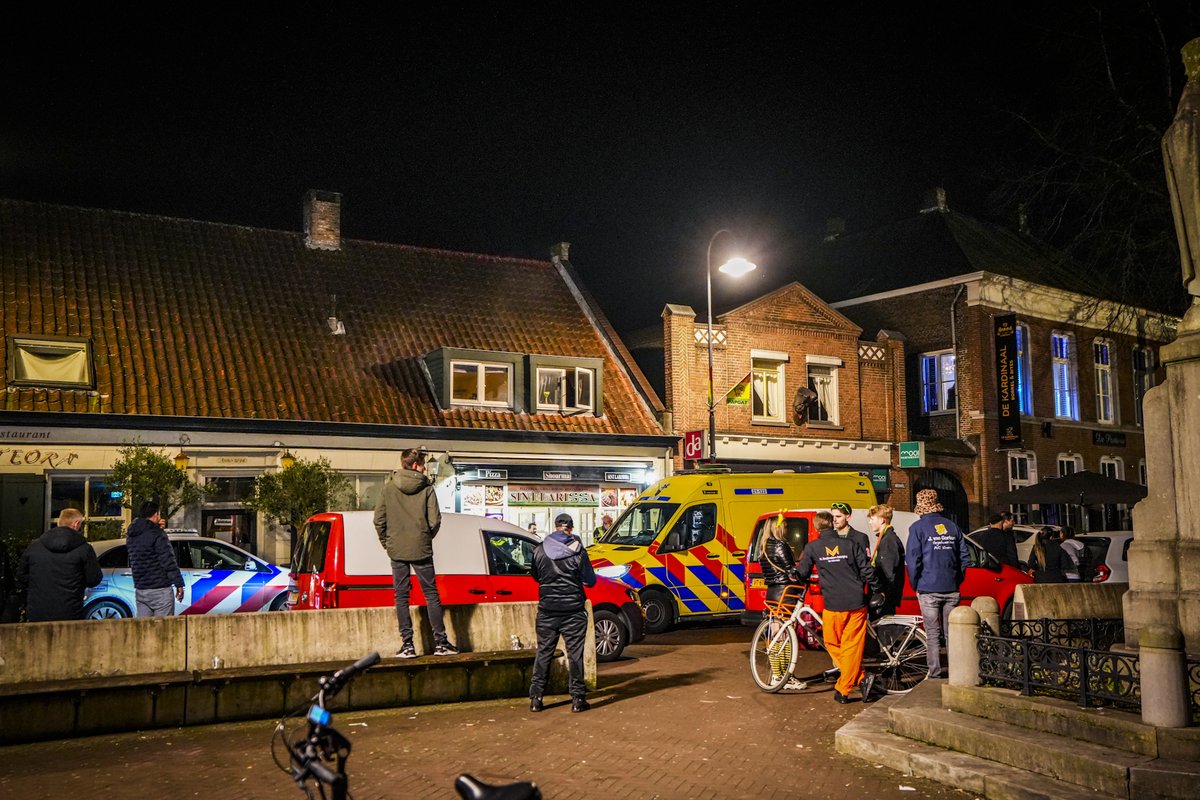 Man zwaargewond na val uit raam, een verdachte aangehouden