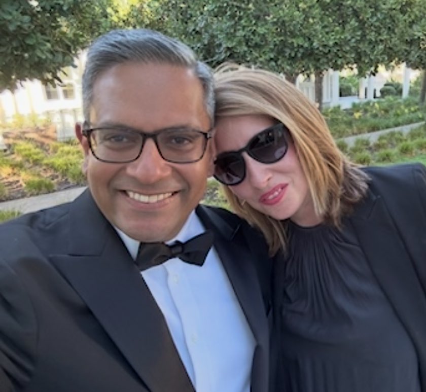 SurgEdMD's tweet image. Itβs the greatest feeling to see your mentees achieve tremendous success!!
So very proud of @ATompeck, former fellow @UTSW_Surgery & @KericNatasha former fellow @ShockTrauma_CC on becoming Fellow of Critical Care Medicine (FCCM)! Congrats!!ππ½ππ½@SCCM @SCCM_Surgery @BannerHealth