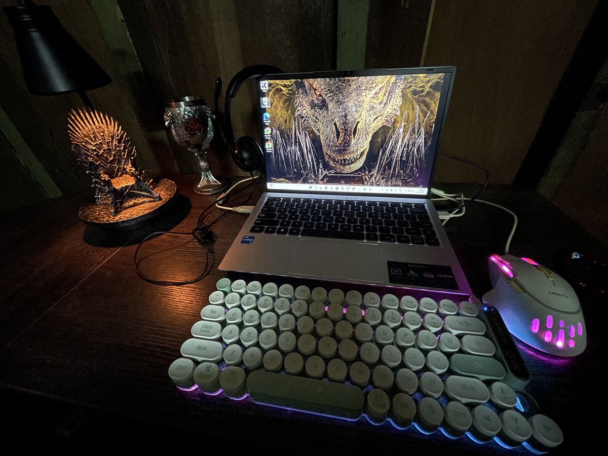 GerLayag's tweet image. House Targaryen inspired, unfinished work set up! More to come @Kram123_