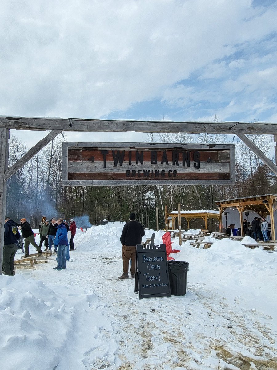 mcmsigmapihh's tweet image. Hang out at a brewery when you don't drink.