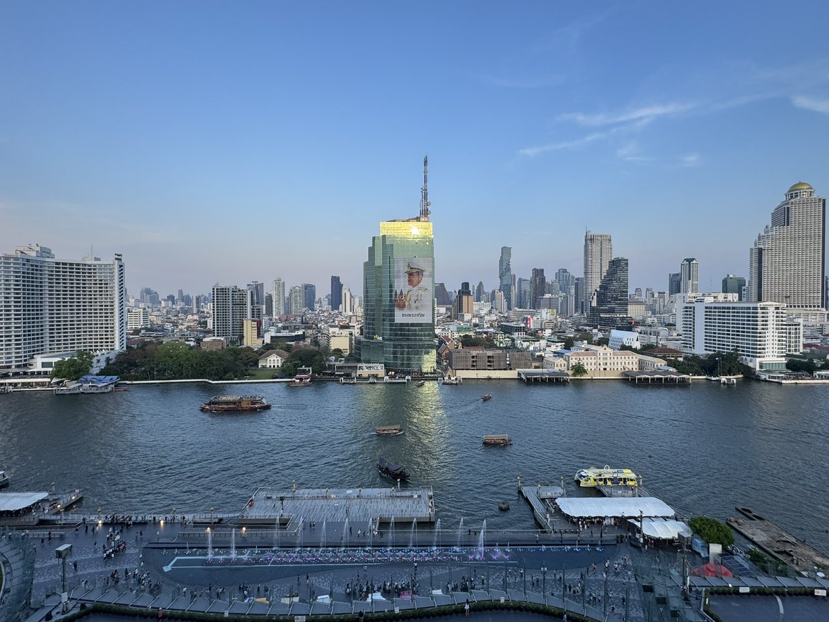 Postcards from Thailand 🇹🇭 

Next stop 🇯🇵