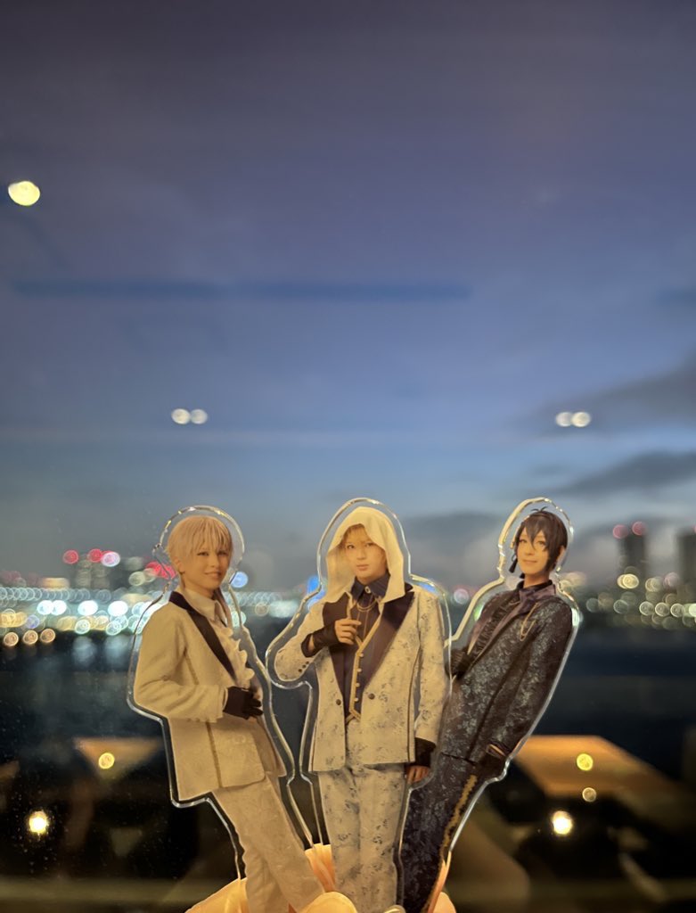 minmim_00's tweet photo. 陸奥一蓮4DX観てはしゃぎました！！(楽しかった！夜景きれい！初見並みに号泣！)知らない角度の映像あったので円盤か配信でください！！！！！！ https://t.co/Vdu0uEgia2