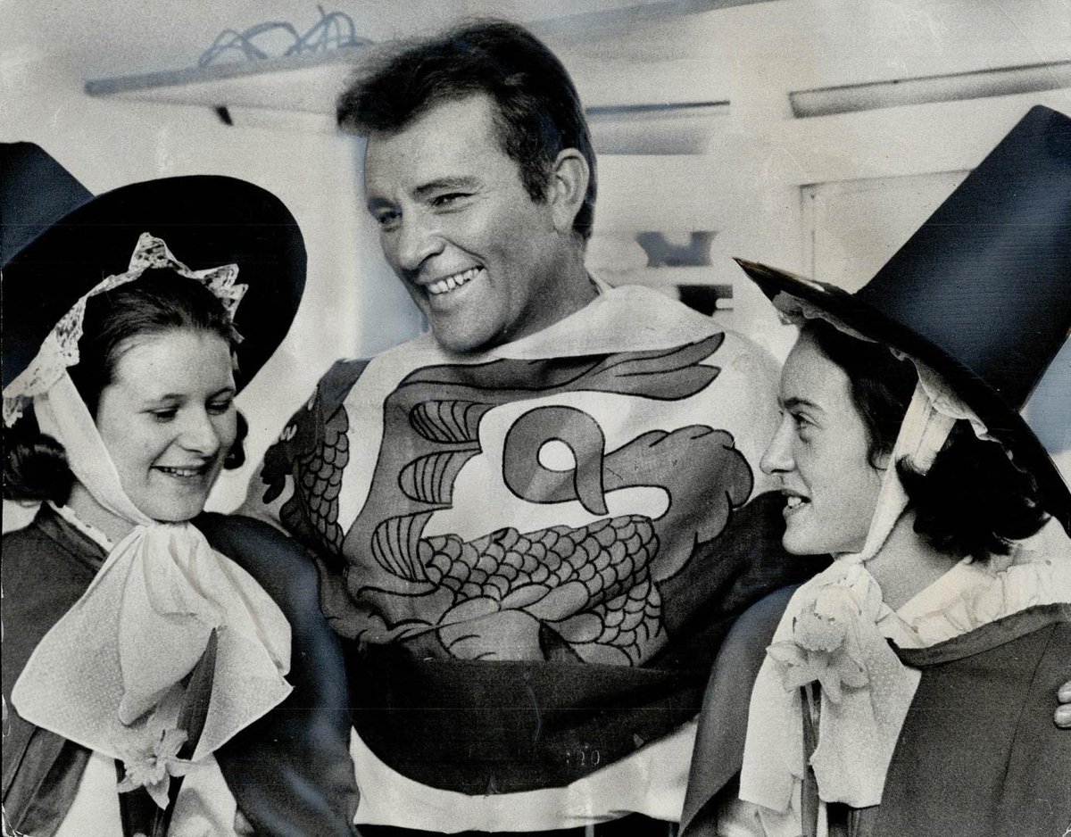 1 March 72 St David's Day and they're all going to school in Wales bearing daffodils and leeks and there will be singing in the Assembly Hall and competitions and a great many will get drunk tonight except me of course. 🏴󠁧󠁢󠁷󠁬󠁳󠁿