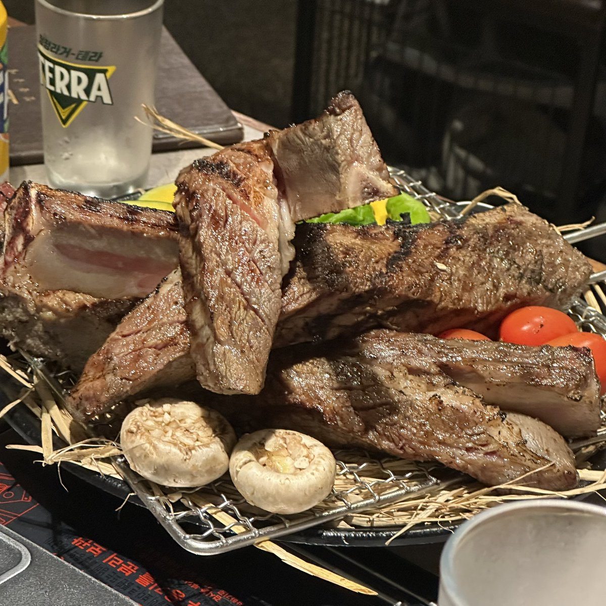 kurumidoong's tweet photo. 📍고결 

#악당들은_잘먹고_잘살아
#건일아_과자말고_이거먹어
#정수야_이곳은_청정수의_지역이야
#가온아_이거젤리만큼맛있어
#승민아_이거_바크콜만큼_달아
#괜준한데_내가먹어서없앴어
#주연아_여기주연나맛있어 https://t.co/47U7OaFN0M