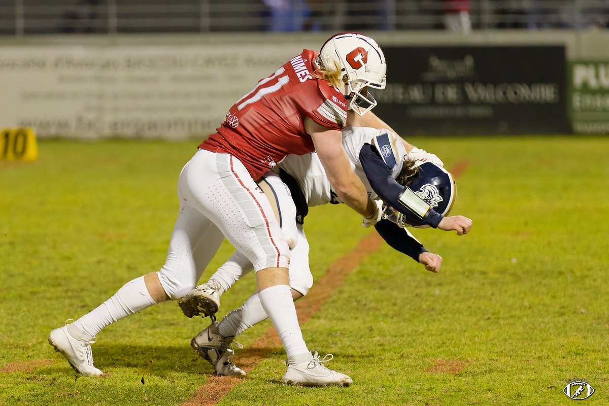 #spotlightsaturday
Recognizing DC Football Alum Cole Recker, who played quarterback, tight end, and punter through 5 seasons in 35 career games. Earning awards for all conference and 2 Academic All-HCAC, team captain for two seasons, and two-time recipient of the "Uncommon Man of