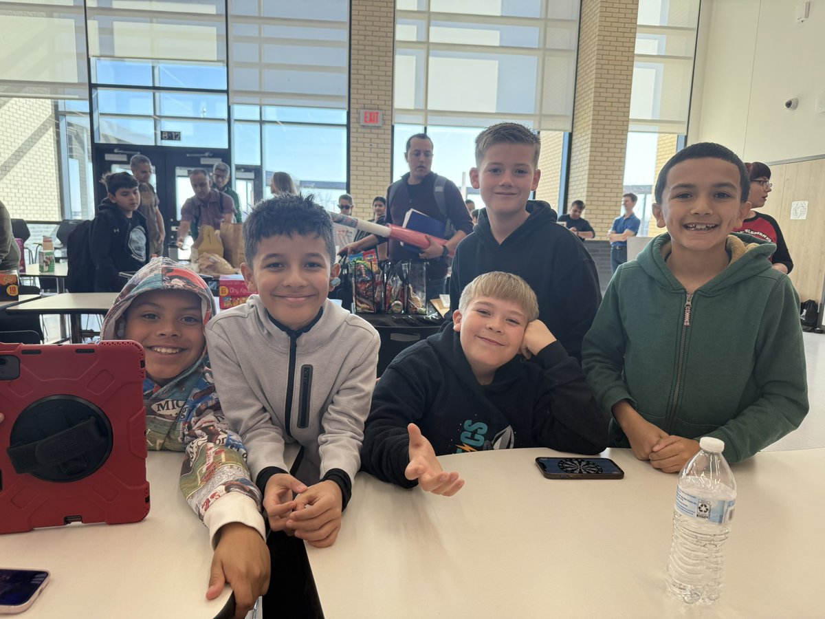 CCastillo_BES's tweet photo. Teal Wave Bots 🤖 are ready to compete at the First Lego League State Championships in Ft. Worth, TX! These kids have worked extremely hard this season to reach this milestone. Best of luck, scholars!! @sperez_BES @jpb_coyotes_BES #MLButler #AllIn #TeamSISD #JPBCoyotes https://t.co/0Omqwd9Voi