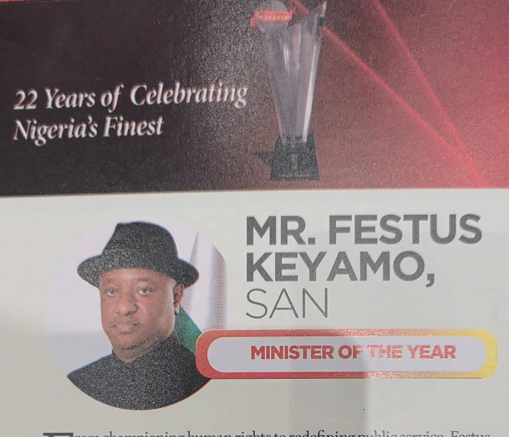 Voluwaseun1's tweet photo. #aviationToday: Another well deserved AWARD to FESTUS KEYAMO @FKEYAMO SAN, the Honourable Minister of Aviation and Aerospace Development @fmaviationng, as the SUN NEWSPAPER @thesunnigeria MINISTER OF THE YEAR. A man that brought #RenewedHope changes to Nigeria Aviation Sector. https://t.co/j0WPePQ48y