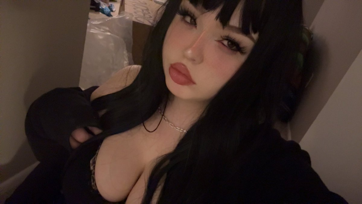 bunni ⋆｡°✩ tweet media