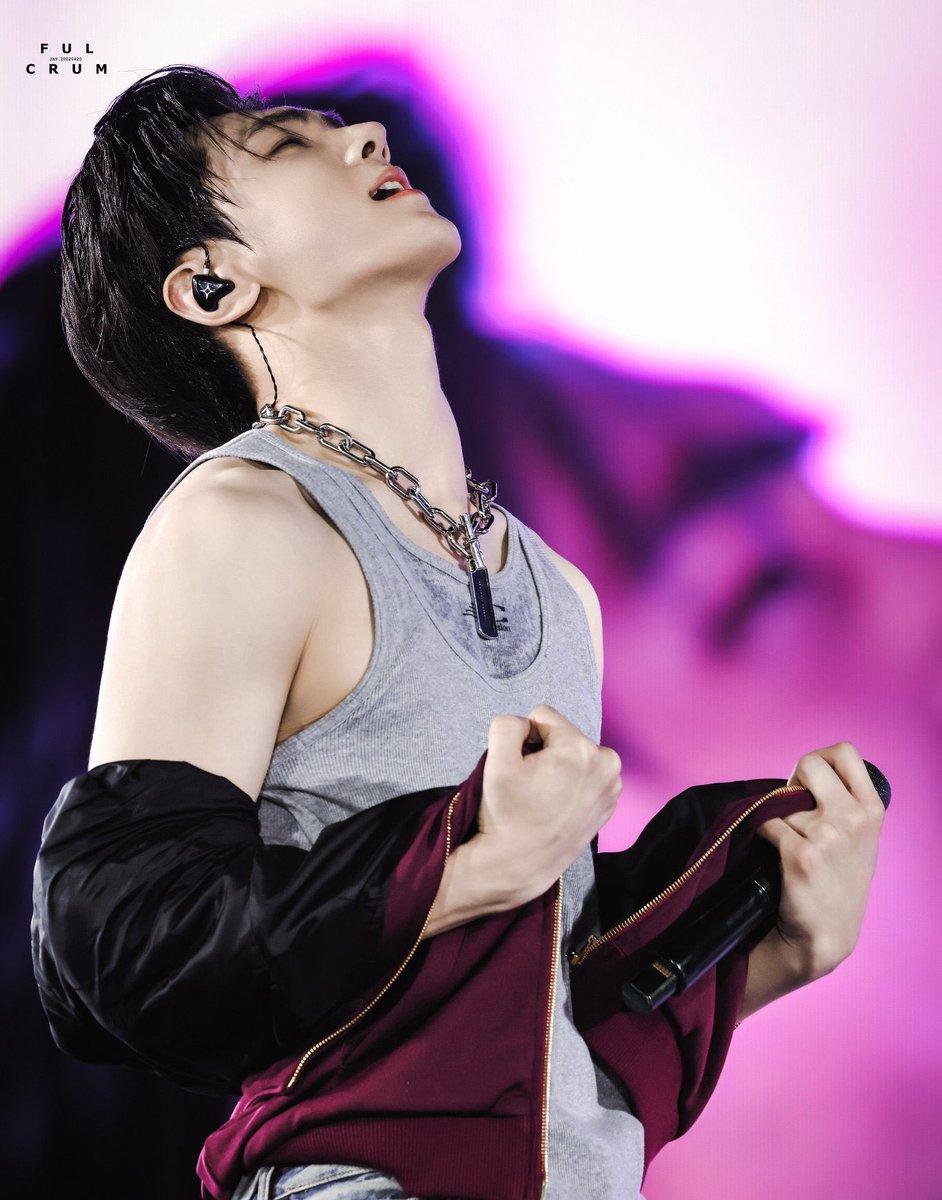 jongseongsfilm's tweet photo. WTF https://t.co/C9auysXkE4