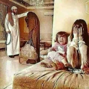 بعض الرجال يكتبون عن حب النساء وبين ايديهم نساء تبكي من قسوه اهمالهم
💔واقع حال💔