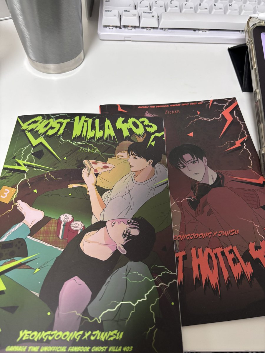 와진짜기분미친새끼처럼좋네
알티추첨해서 다섯분한테 빵준 고빌사1편2편 실물회지드려요