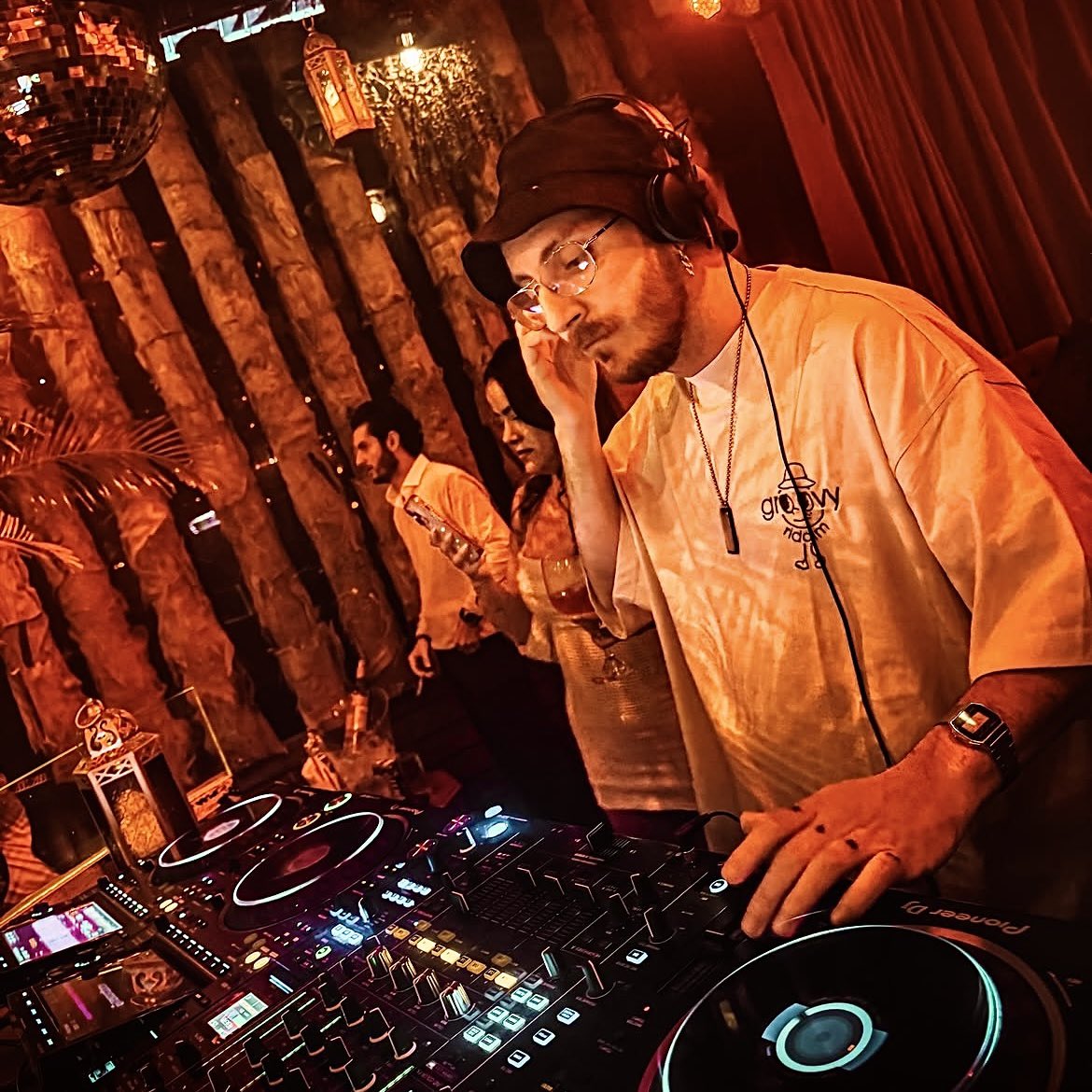 __Bonetti's tweet photo. 🇲🇽Recap of my recent mini tour in Mexico powered by #letsgroove and hosted by #zavala playing in cities like Mexico City, Hidalgo and Merida in clubs like #salonsolin, #laacecinadrinkgarden and #azotea2012 x #discodiablo.
✨I hope come back soon. https://t.co/qROMk4zrHo