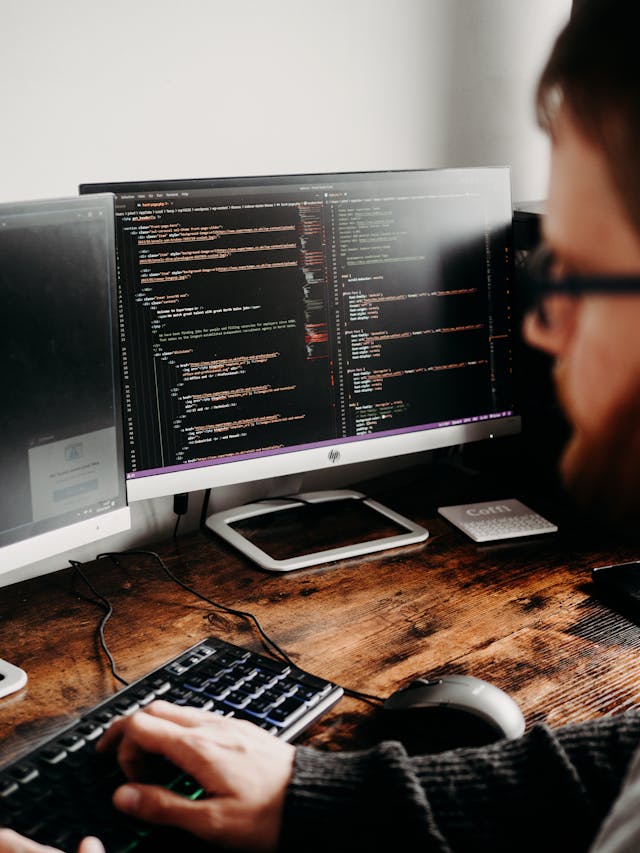 lesson__b's tweet image. The world of web development is always changing!🤯 It's a constant learning process. But that's what makes it so exciting! Who else is a lifelong learner in the tech world?
#WebDevelopmentCommunity #TechSkills #FutureOfWeb