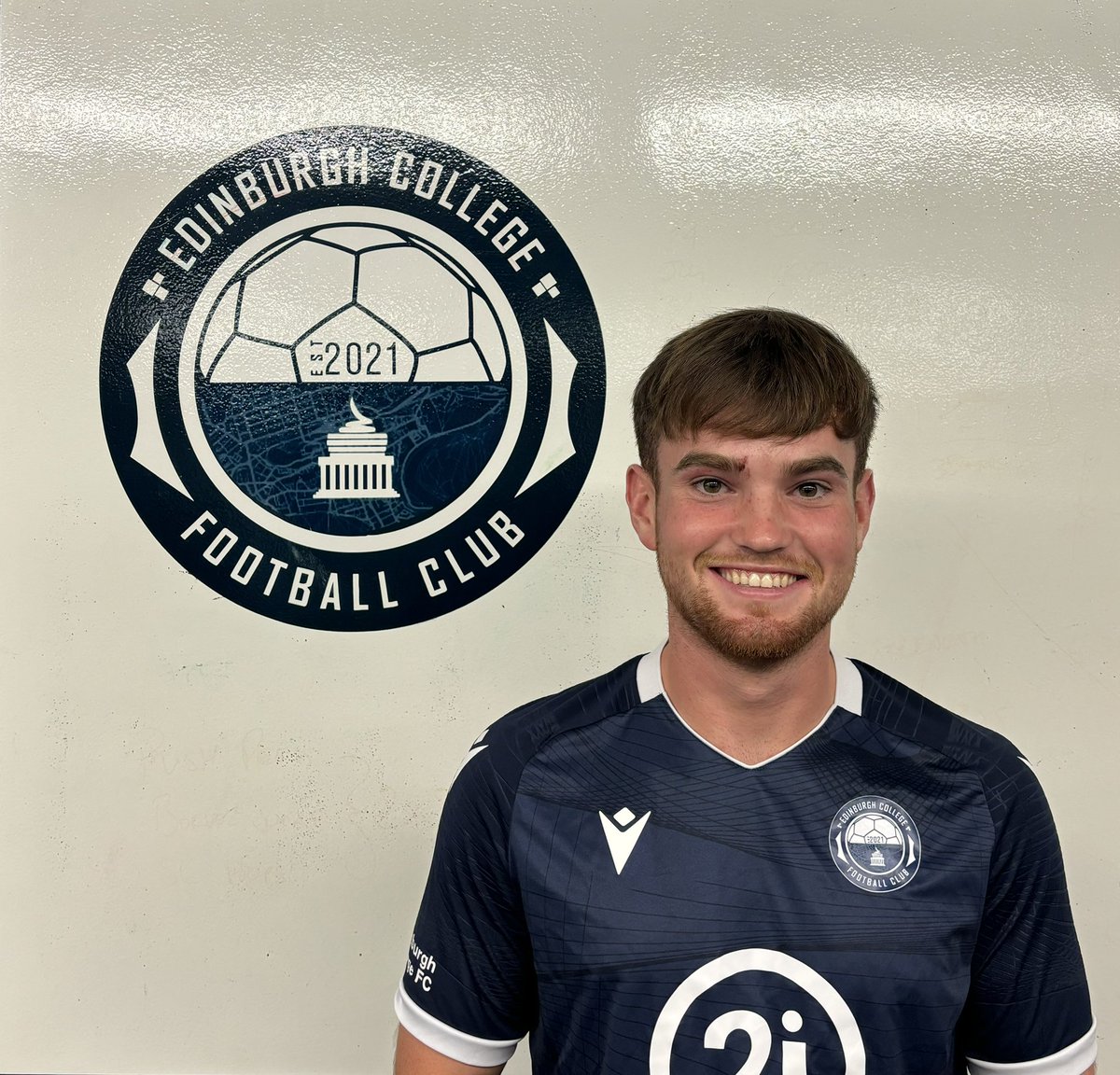 Edinburgh College Football tweet media