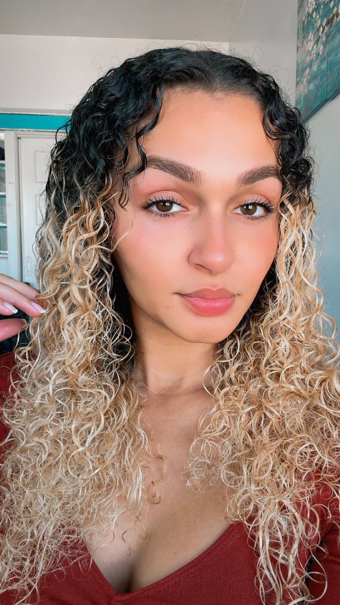 Instead of lurking, send three figures so I can notice you. 

Findom Femdomme financial dominatrix bnwo