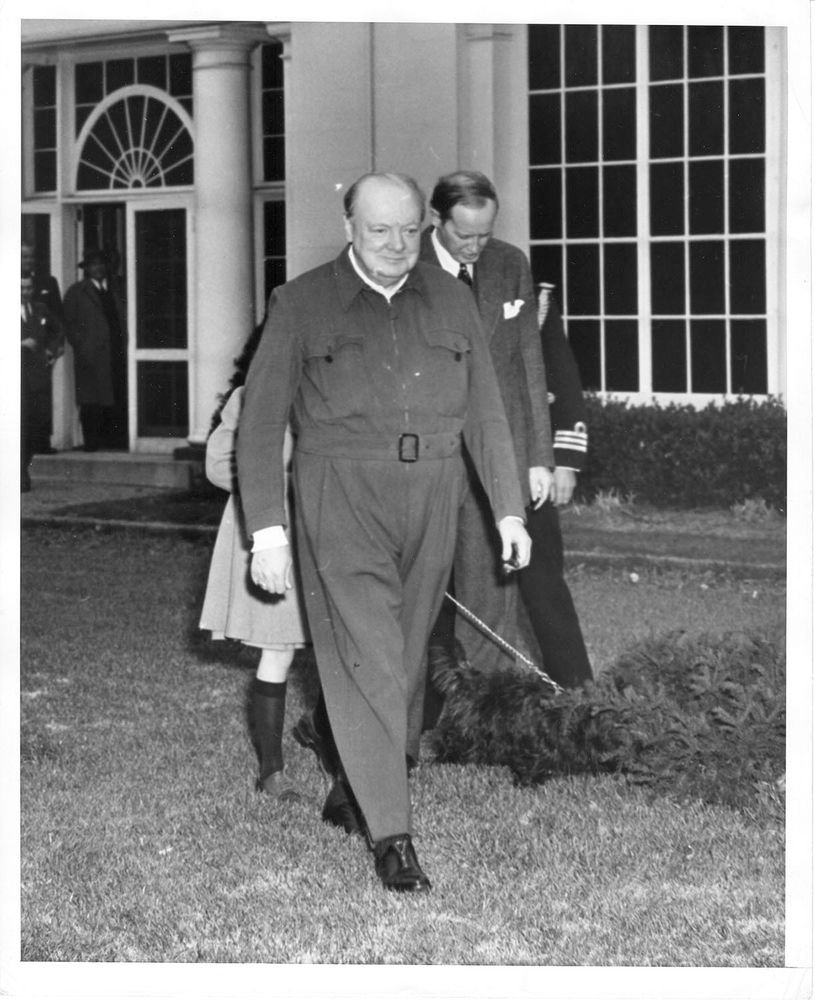 It is worth noting that Winston Churchill wore a military zip suit when he came to the White House seeking support. FDR didn't yell at him, didn't ask him to grovel &amp; show more gratitude &amp; respect, didn't support the fascists pummeling Churchill's embattled nation.