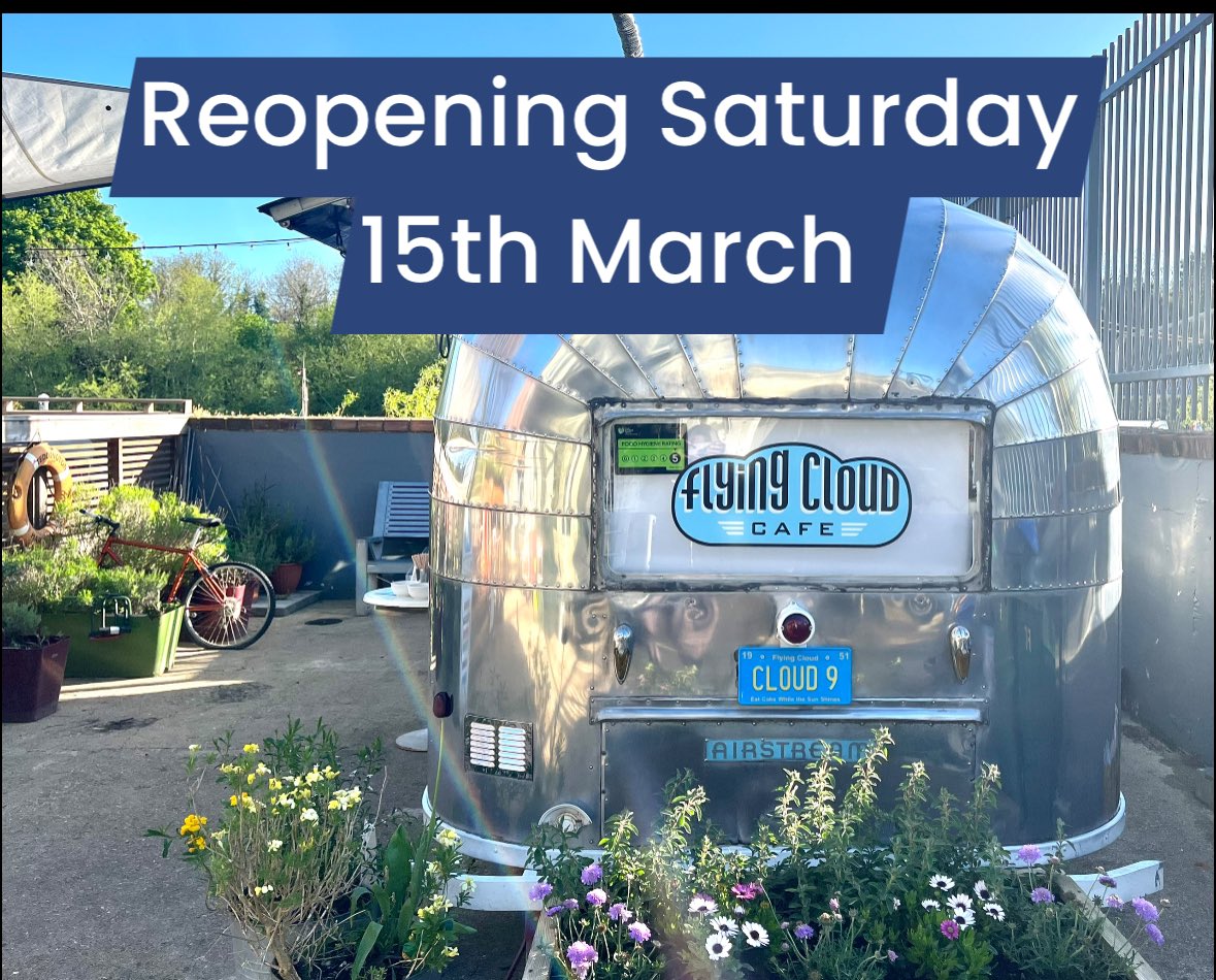 FlyingCloudCafe tweet media