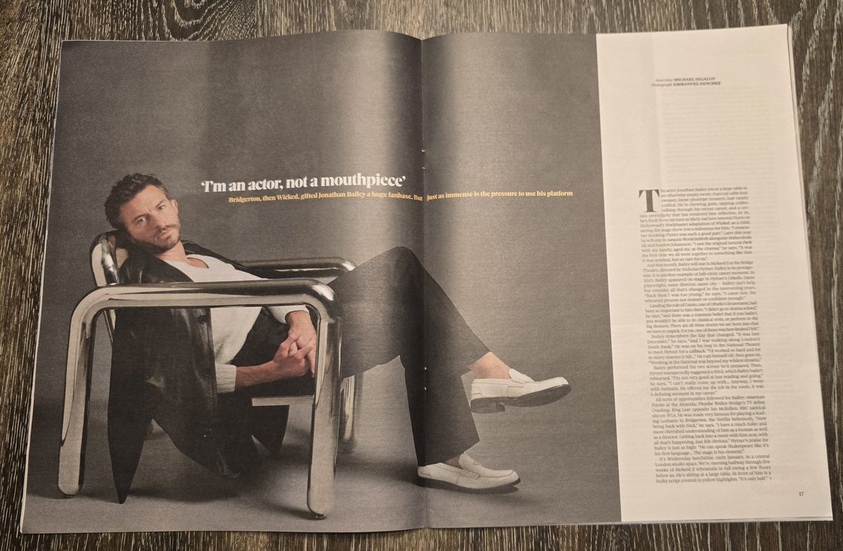 starsailor1234's tweet photo. He's somehow, inexplicably, even MORE "larger than life" in print than in electronic photographs!

Mesmerizing. 
Enigmatic.

#JonathanBailey #TheObserverMagazine https://t.co/tIKlSI7sLC