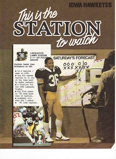 BobbHawk's tweet photo. @Super70sSports This guy!  #GoHawks https://t.co/eDvDM27cej